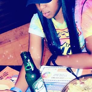 Meet your Posher, Kaylin